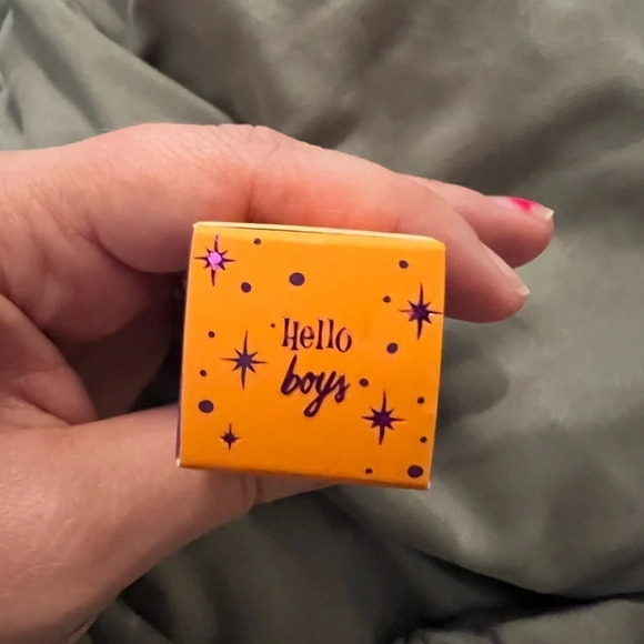 COLOURPOP hocus pocus hello‎ boys fresh kiss lip creme - Picture 6 of 7